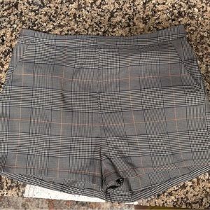 IVY + MAIN plaid women’s shorts